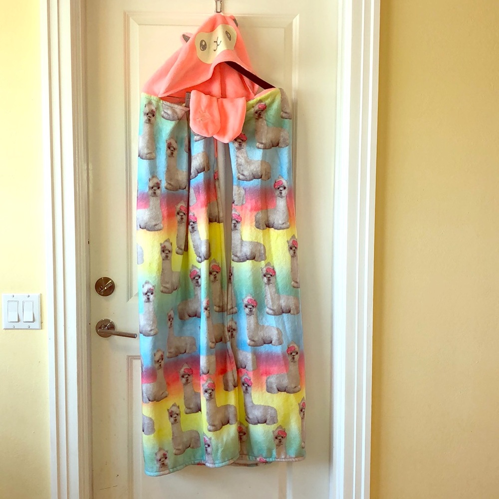 Justice llama Hooded Llama robe blanket, fleece